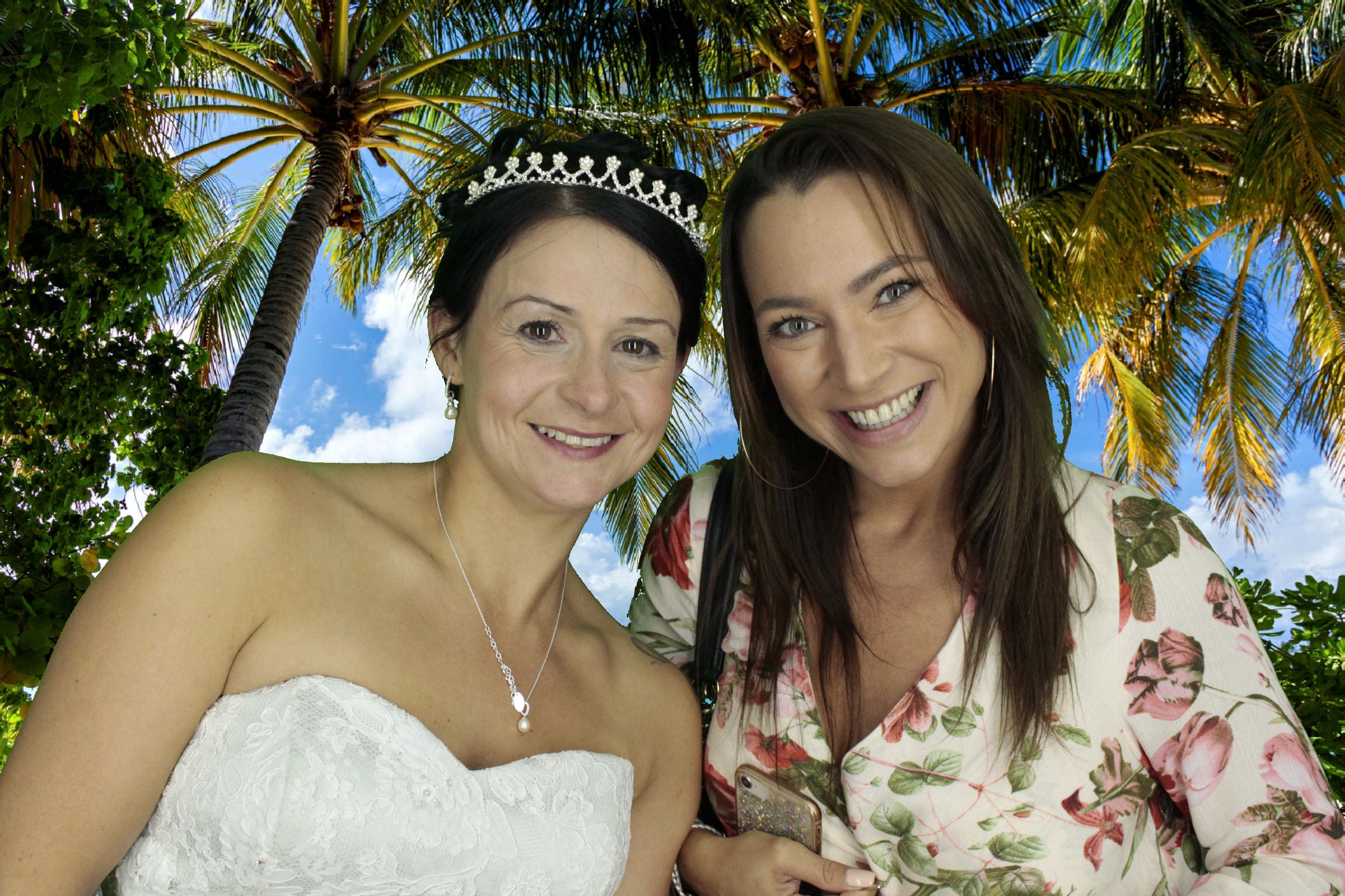 Hazel & Luke's Wedding | View more photos from the event at gallery.myphotoboothexperience.co.uk/u/MyPhotoBoothExperienceLtd/Hazel-Lukes-Wedding